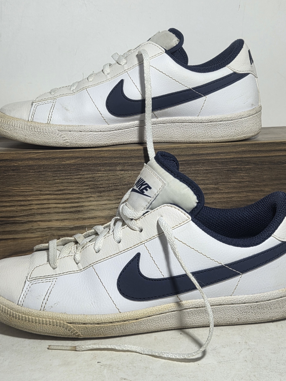 Nike Tennis Royale GS White Dark Obsidian Blue Sneakers 719448-102 Youth 5.5Y